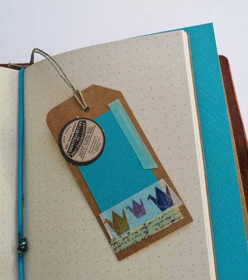 cuaderno de viaje midori piel azul grullas marcapáginas personalizado