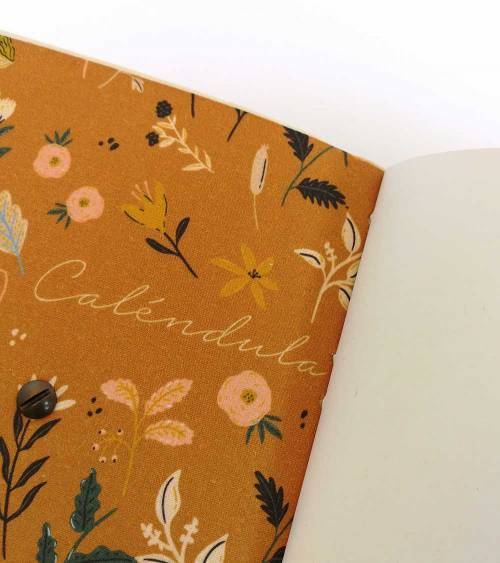 cuadernos ecopiel botánica azul conjunto cierre antelina detalle tela interior marrón