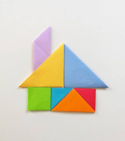 Taller familiar crea tus juguetes de origami- tangram silueta casa